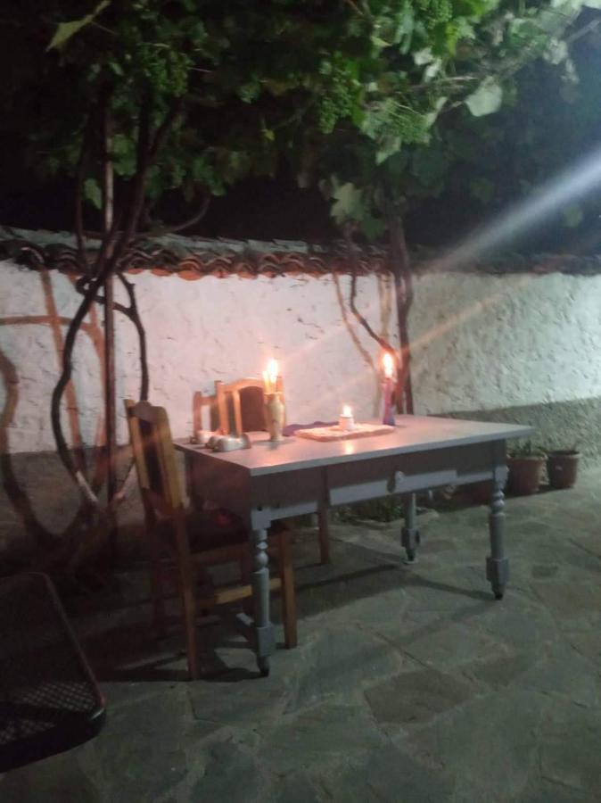 Green Housee Korce Bagian luar foto