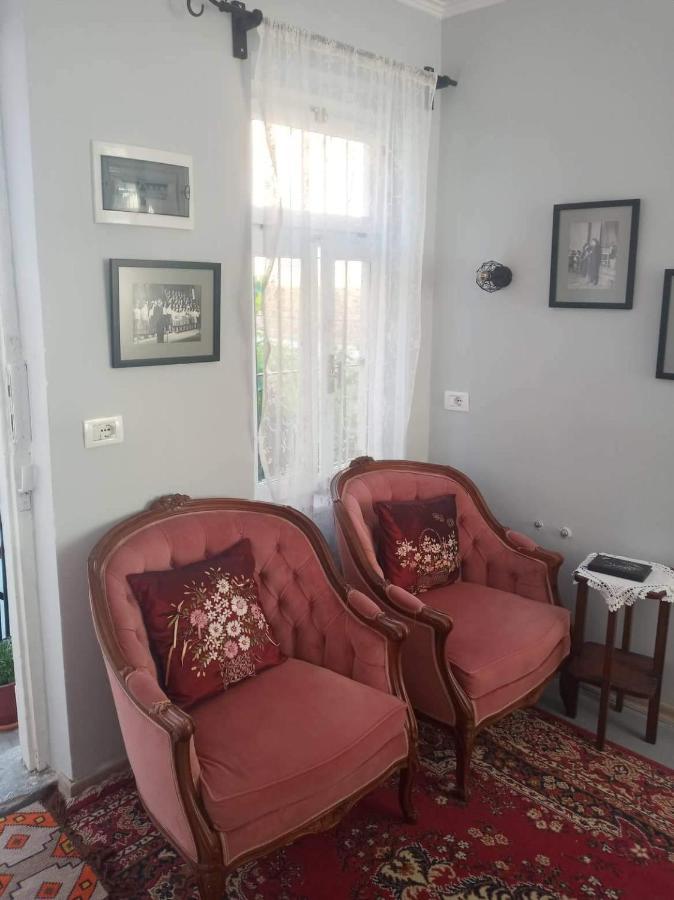 Green Housee Korce Bagian luar foto